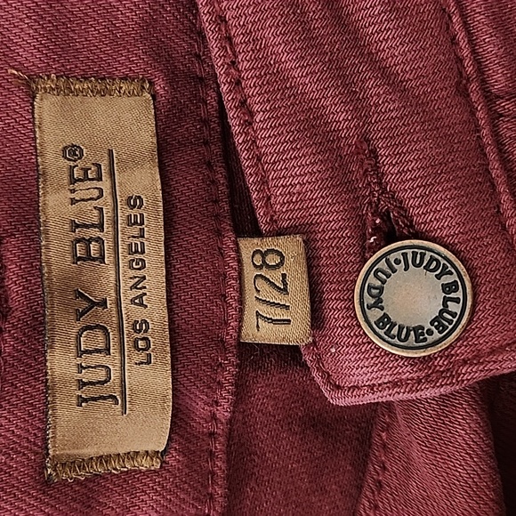 Judy BlueHigh Waist Burgundy Front Seam Straight Leg Jean Size 728 - Picture 16 of 16